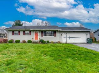 1648 Harden Dr, Barberton, OH 44203