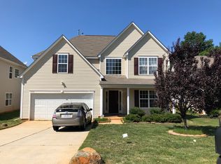 5826 Twin Brook Dr, Charlotte, NC 28269