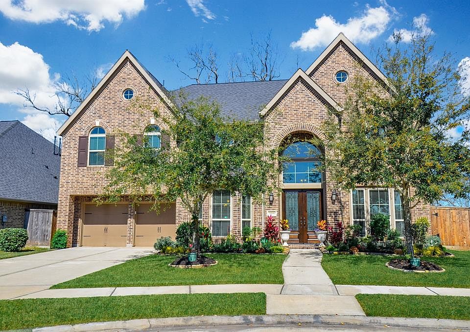 1st image of 3906 Pebble Heights Ln