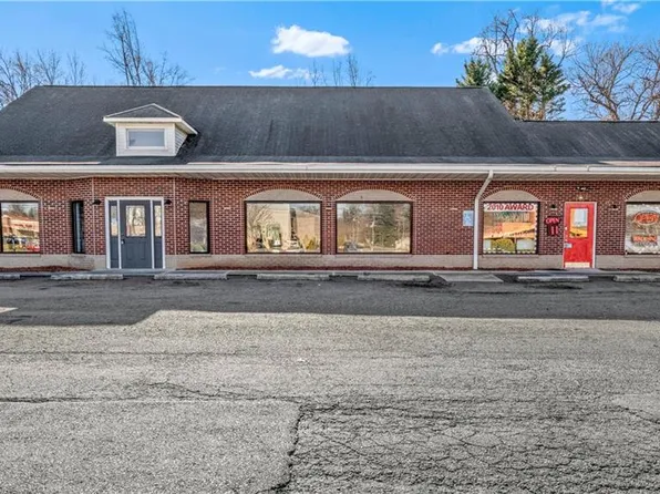 2910 Reynolda Rd, Winston Salem, NC 27106