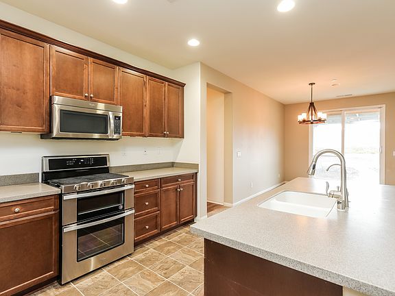 4th image of 37182 Sierra Grove Dr