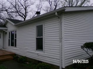 610 E Green St, Mascoutah, IL