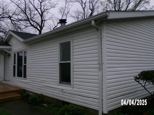 610 E Green St, Mascoutah, IL 62258