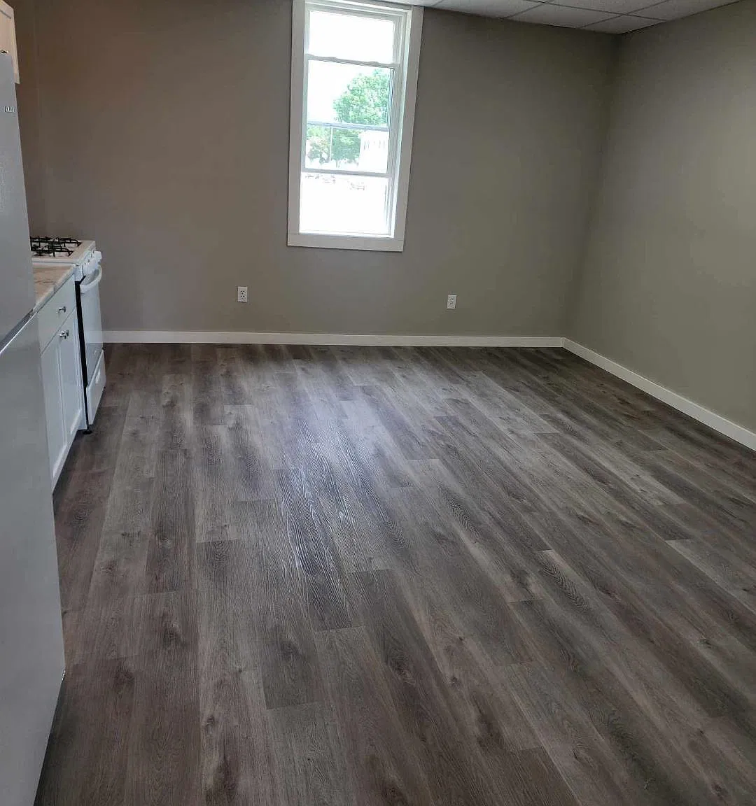 2 bed, 800 sqft, $800 — Photo 1