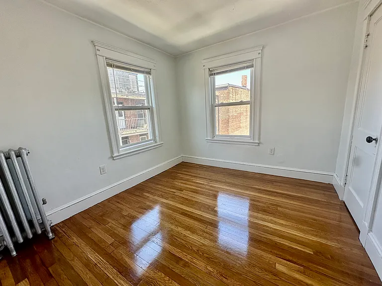 6 Woodlawn St #3 — Photo 5
