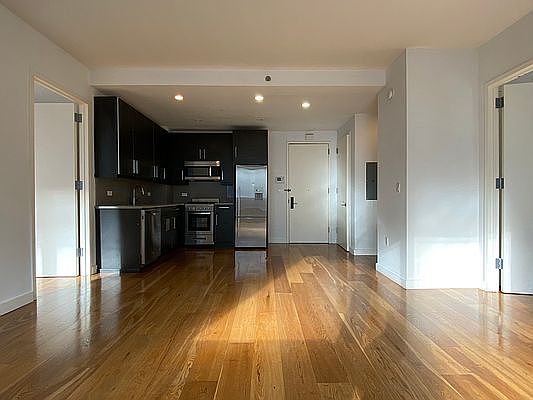 5th image of 180 Nassau St APT 7A