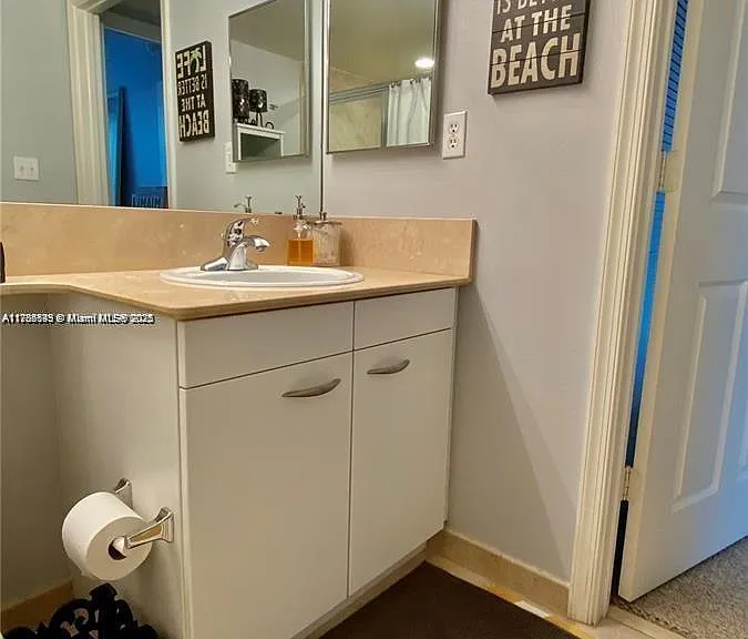 2080 S Ocean Dr #707 — Photo 24