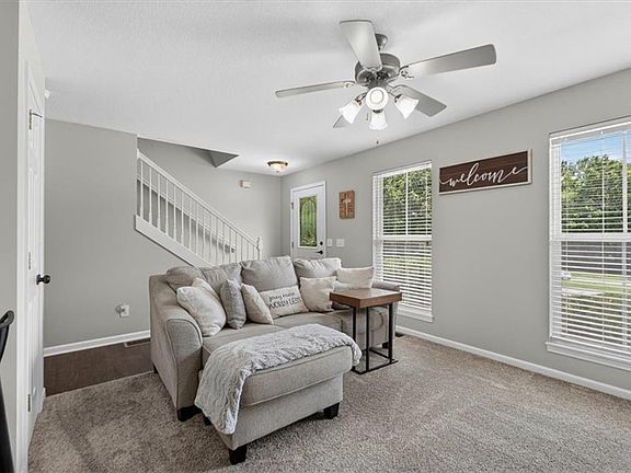 4th image of 3482 SW Wysteria Ter
