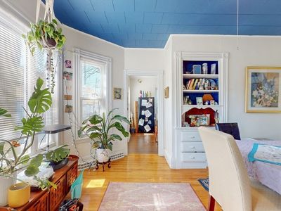 128 Elm St, Cambridge, MA, 02140