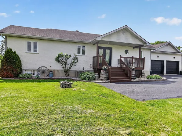 7414 Dawn Tara Dr, Ottawa, ON K4P 1P4