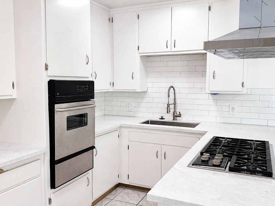 1st image of 716 Glenway Dr APT 1