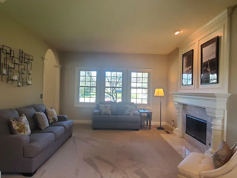 1610 Chris Ln — Photo 9
