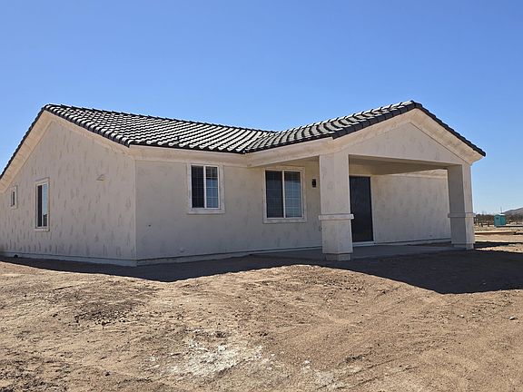 5th image of 38720 W SHERMAN Street