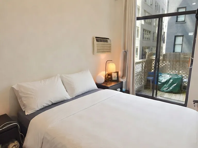 25 E 38th St #3R — Photo 3