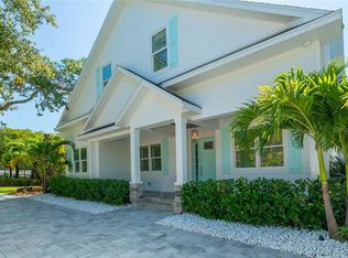 1778 Hyde Park St, Sarasota, FL 34239