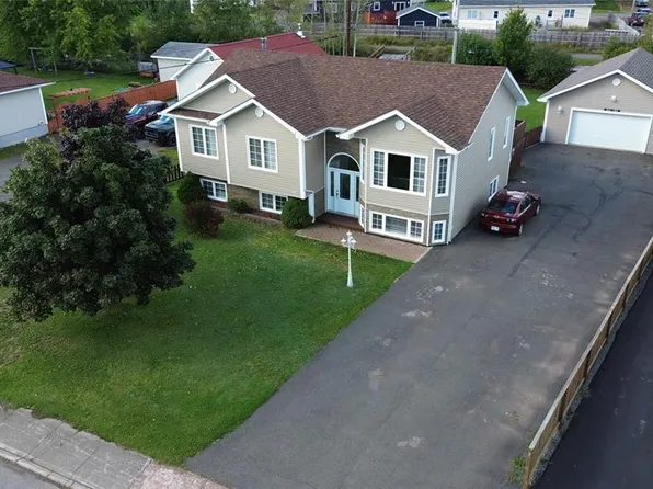67 Marshalls Drive, Bishop's Falls, NL A0H1C0