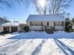 21 Colville Rd, Wayne, NJ 07470