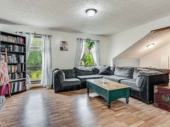 4th image of 2600 Deerfield Cir SW