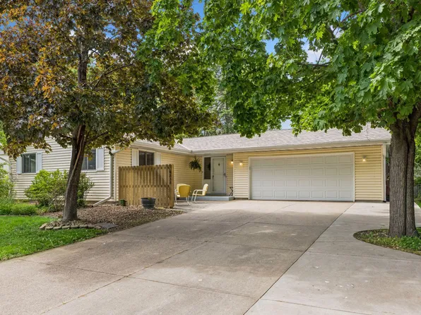 6232 Birchwood Rd, Woodbury, MN 55125