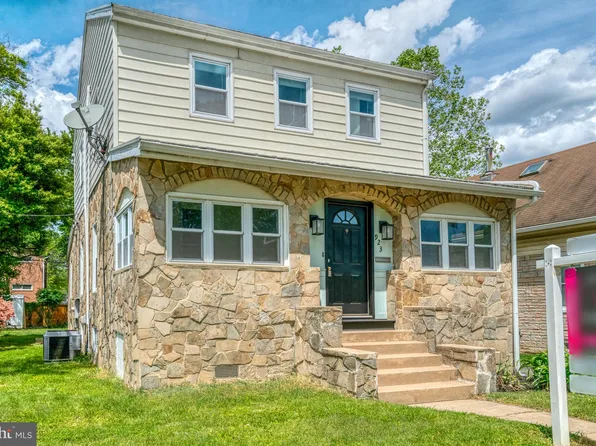 923 20th St S, Arlington, VA 22202