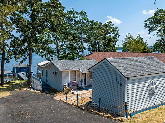 2nd image of 969 Beachside Dr