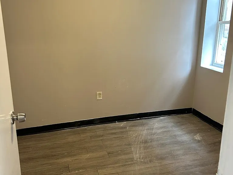 258 Mill St #3 — Photo 8