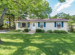 807 Rivercrest Dr, Baraboo, WI 53913