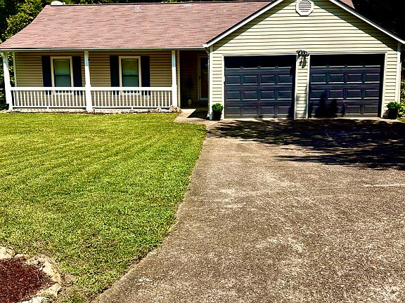 2nd image of 223 Colony Springs Dr