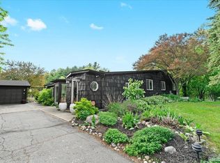 2865 Steeple Hill Rd, White Lake, MI 48383