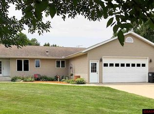 1703 Wilson Ct, Saint Peter, MN 56082