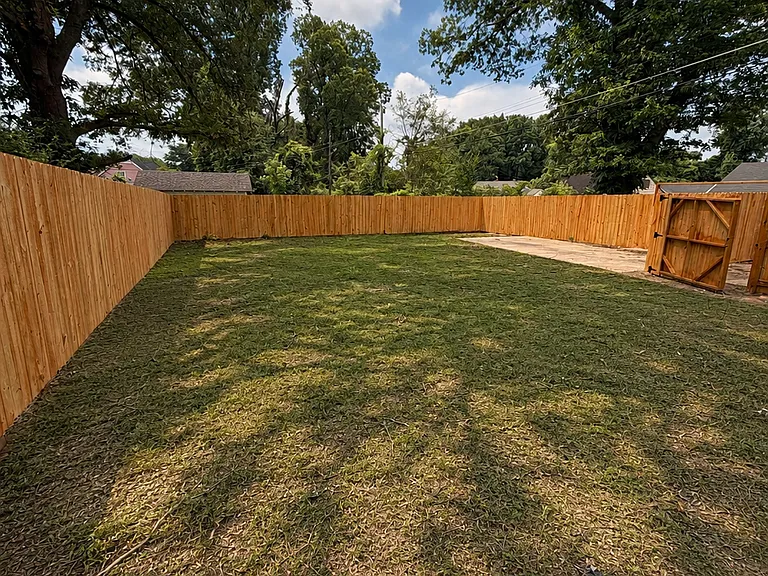 938 Haynes St — Photo 14