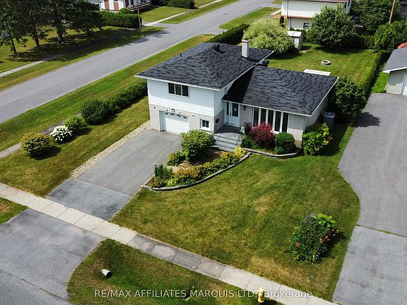 2nd image of 11 Ault Dr