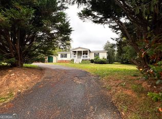 34 Atlanta Ave, Hartwell, GA 30643