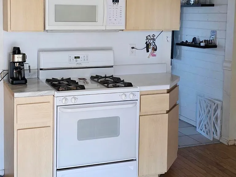 11329 W Duluth Ave — Photo 14