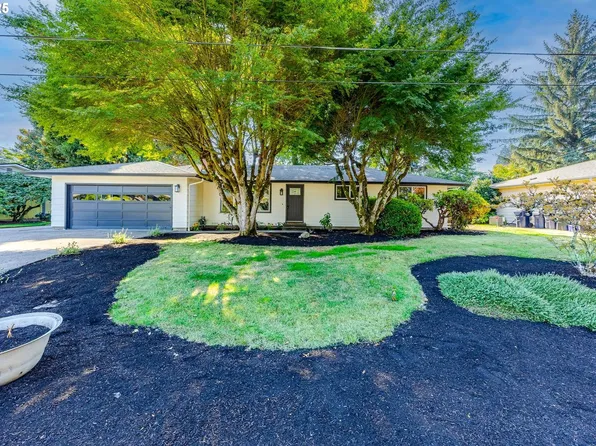 2795 Kalmia St, Eugene, OR 97404