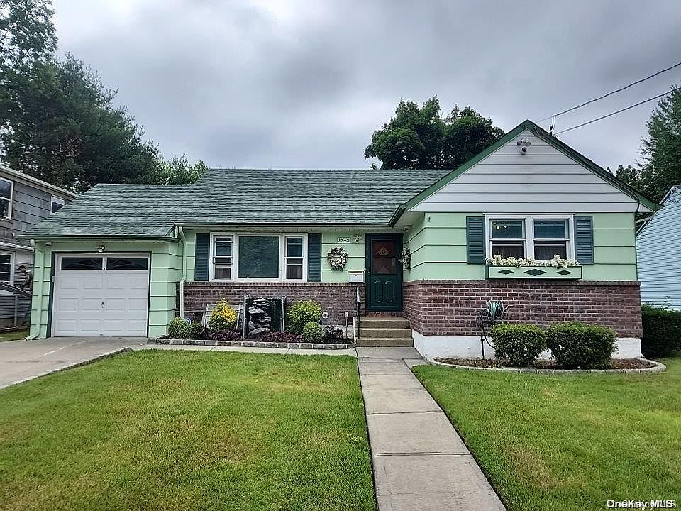 1st image of 1342 Menard Street