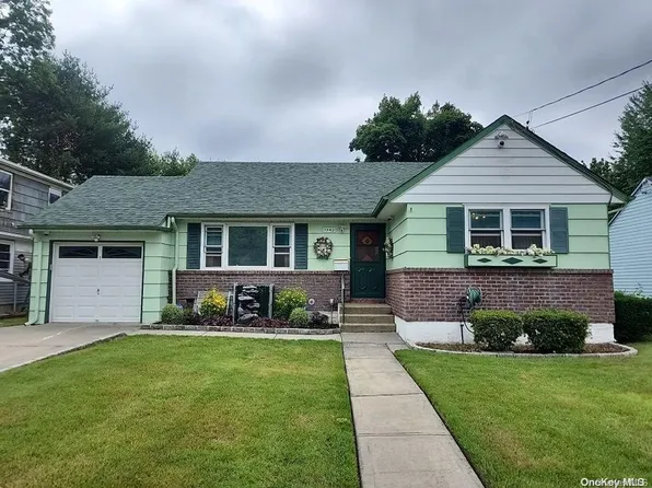 1342 Menard Street, Uniondale, NY 11553