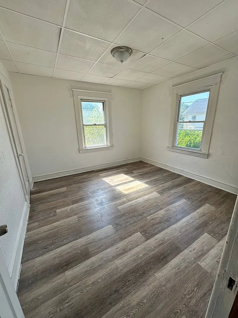 4801 Edgar Terrace — Photo 2