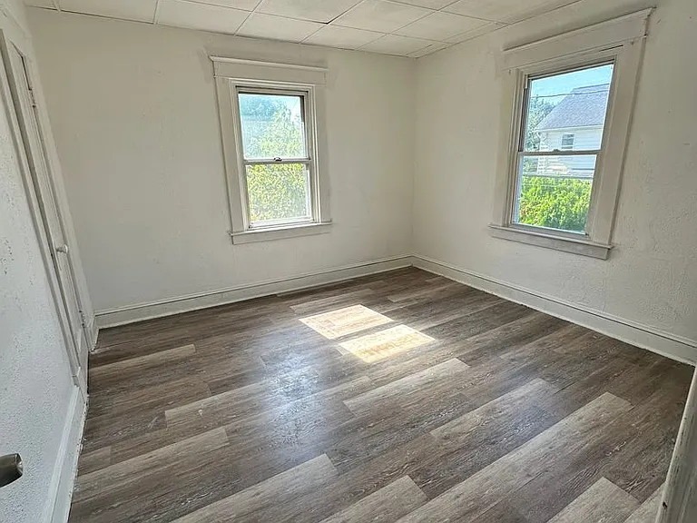 4801 Edgar Ter — Photo 2