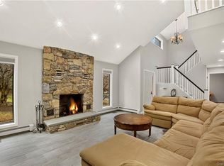 301 Foggintown Rd, Brewster, NY 10509