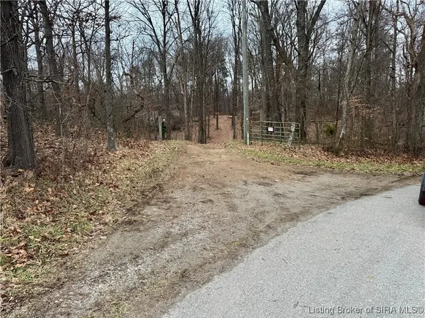 9202 E Garrison Hollow Road #A, Salem, IN 47167