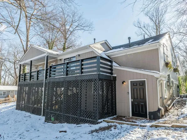 114 Hammond St, Charlottesville, VA 22903