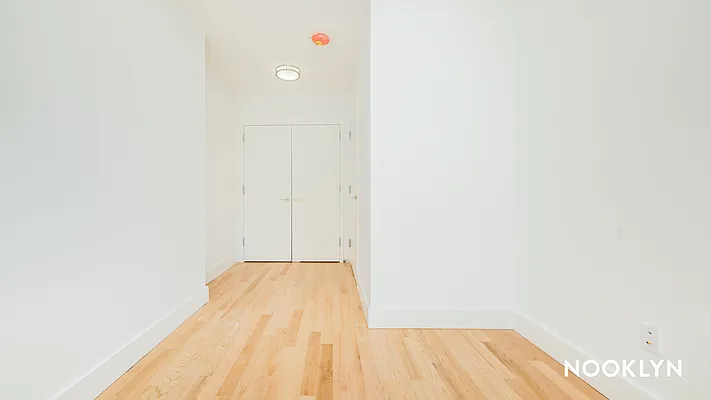 Rented by Nooklyn NYC LLC | media 7