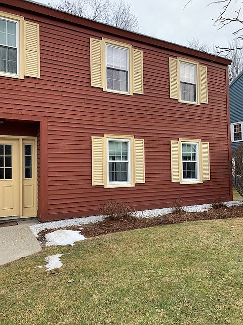 174 North Twin Oaks