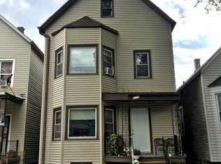 8218 S Houston Ave, Chicago, IL 60617