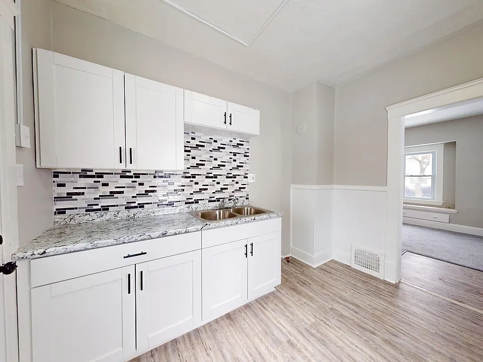 4500 W 39th St