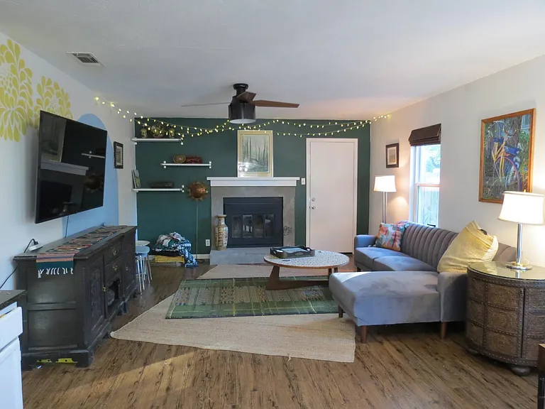 4902 Duval Rd #R2 — Photo 6