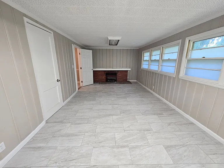 3540 Farwood Dr — Photo 8