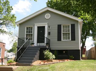 3206 Regal Pl, Saint Louis, MO 63139