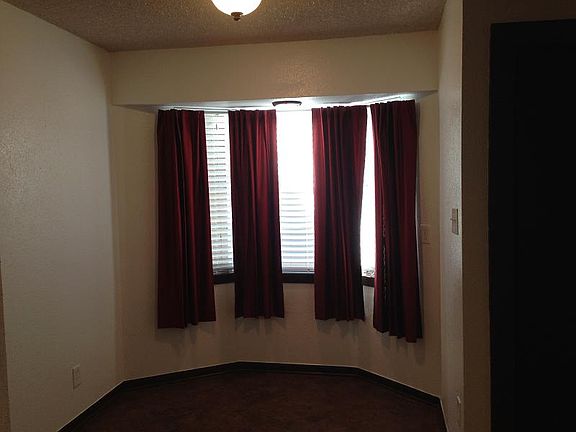 3rd image of 2118 Avenue S